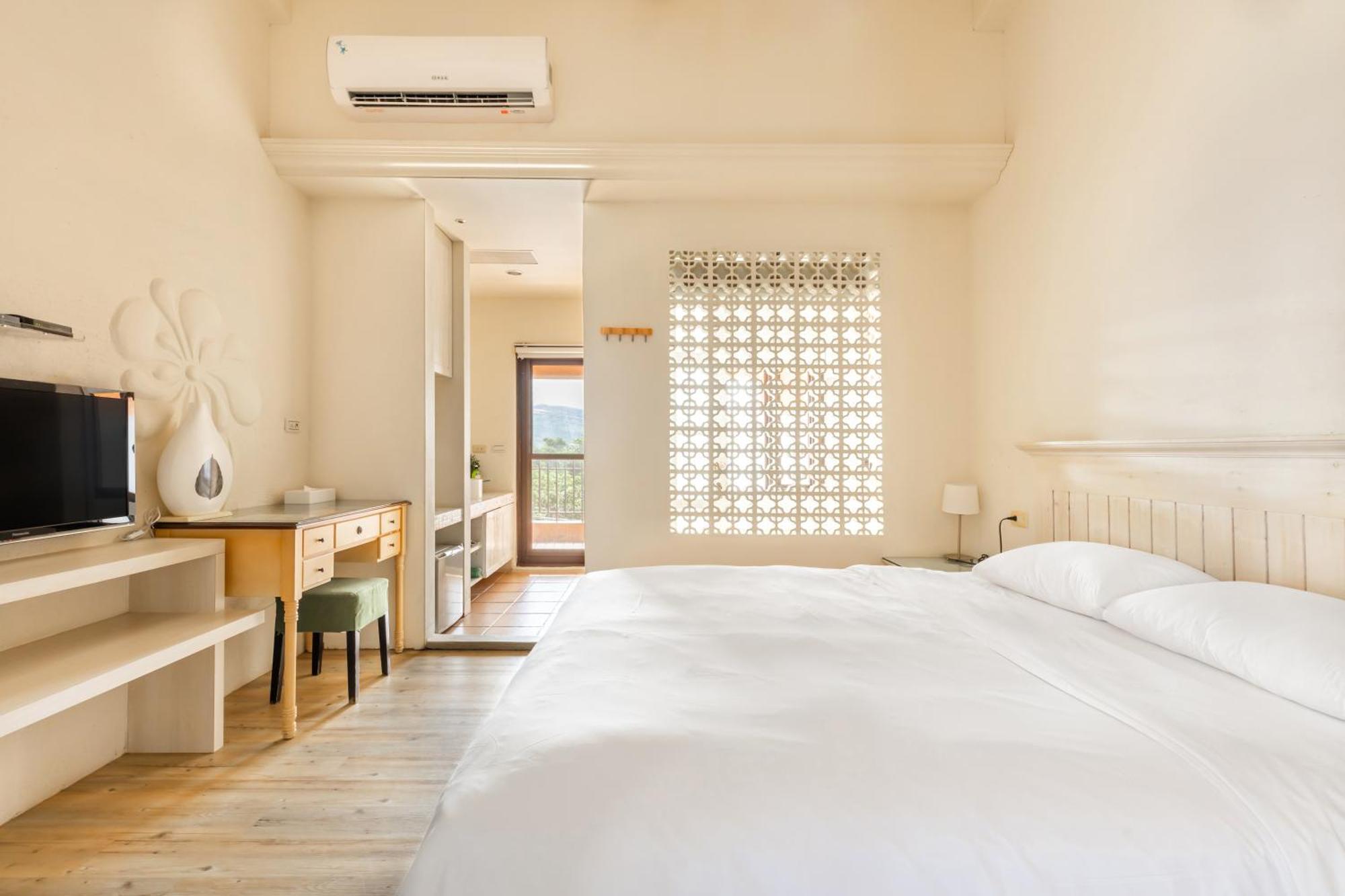 Fairyland & Farm Guest House Kenting Exterior photo
