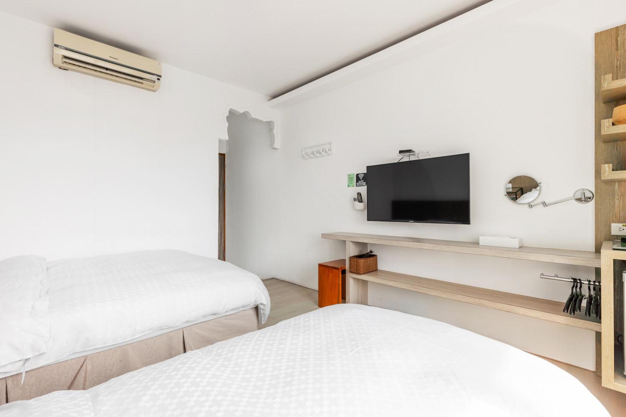 Fairyland & Farm Guest House Kenting Exterior photo